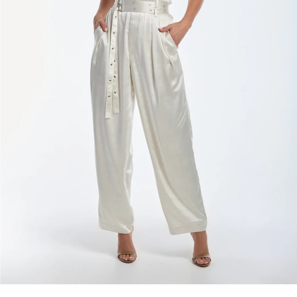 Noli Belted Pantsuit, worn once, bought on sale but wasn’t feeling the material - Picture 3 of 11
